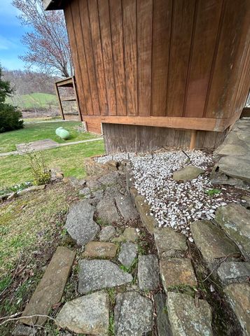 1459 Buck Lick Road, Tollesboro, KY 41189