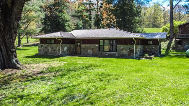 1459 Buck Lick Road, Tollesboro, KY 41189