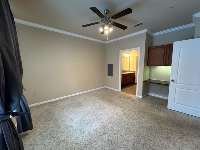 1711 Old Spanish Trail 210, Houston, TX 77054