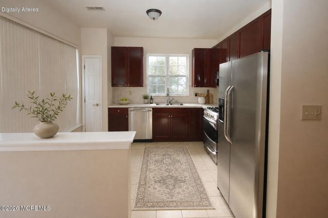86 Banyan Boulevard, Holmdel, NJ 07733