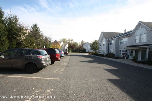 86 Banyan Boulevard, Holmdel, NJ 07733