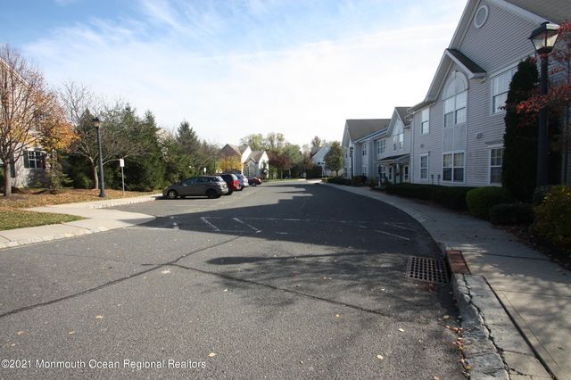 86 Banyan Boulevard, Holmdel, NJ 07733