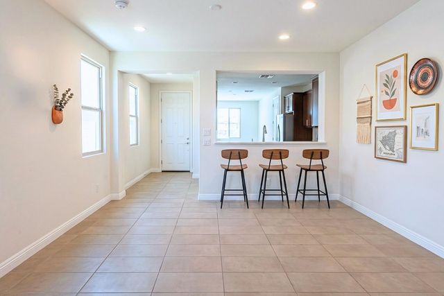 1533 W Sabel Court, San Tan Valley, AZ 85144