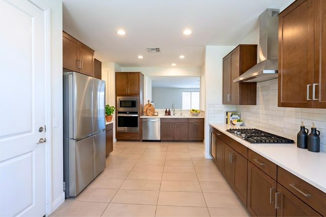 1533 W Sabel Court, San Tan Valley, AZ 85144
