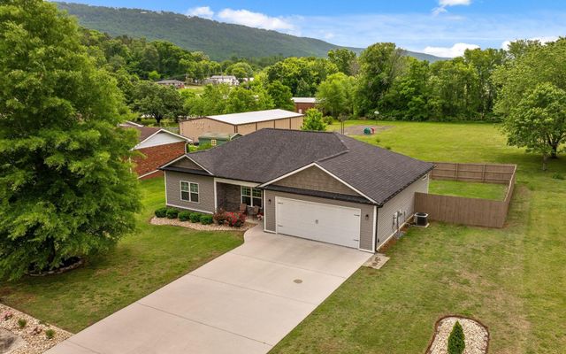 3212 Parker Lane, Chattanooga, TN 37419
