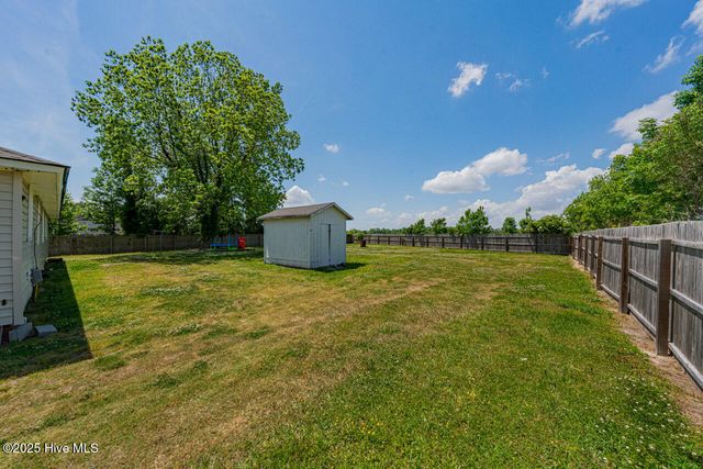 465 Meadstown Road, Elizabeth City, NC 27909