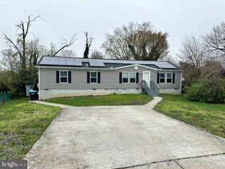 82 HARKINS DR, Smyrna, DE 19977