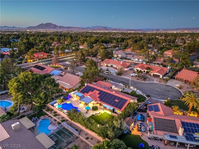 2246 Darwin Circle, Henderson, NV 89014