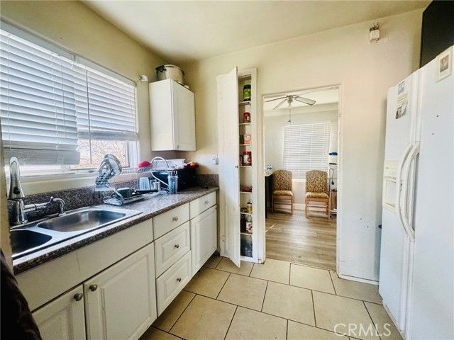 508 Beardsley, Bakersfield, CA 93308