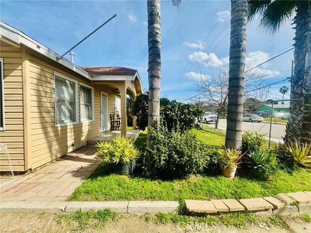 508 Beardsley, Bakersfield, CA 93308