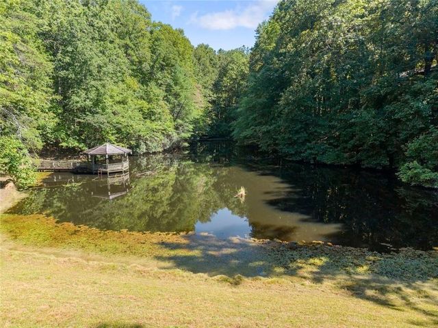 901 Peachtree Cove, Demorest, GA 30535