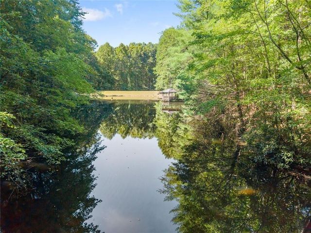 901 Peachtree Cove, Demorest, GA 30535