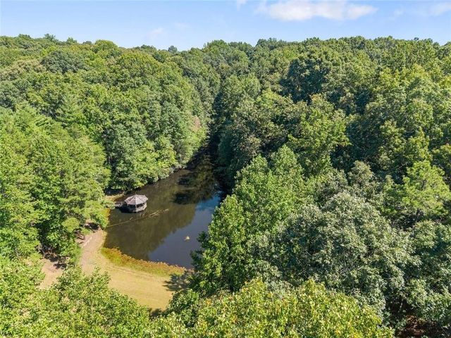 901 Peachtree Cove, Demorest, GA 30535