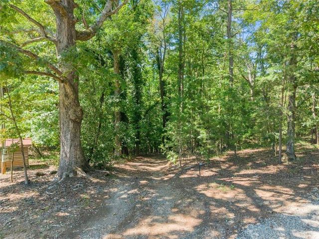 901 Peachtree Cove, Demorest, GA 30535