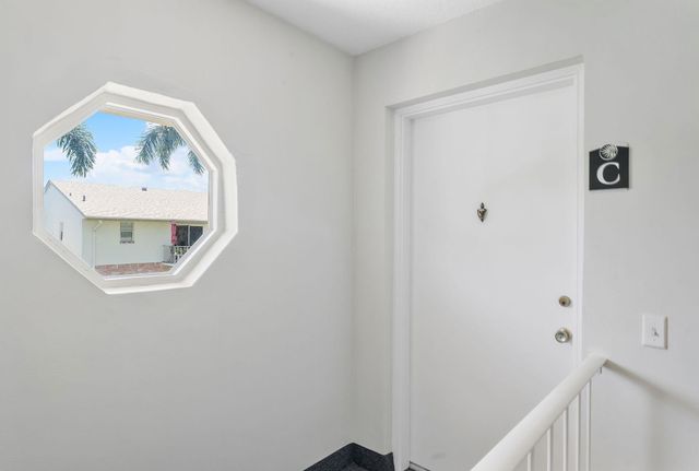 2015 S Seacrest Boulevard C, Boynton Beach, FL 33435