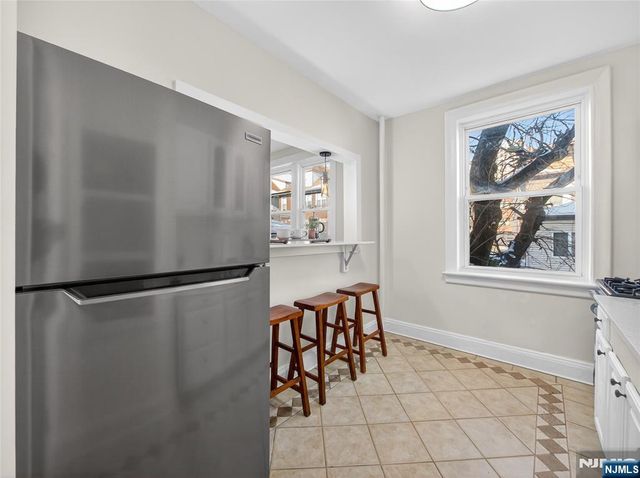 18 74th Street B5, North Bergen, NJ 07047