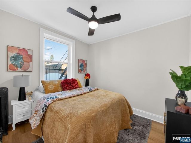 18 74th Street B5, North Bergen, NJ 07047