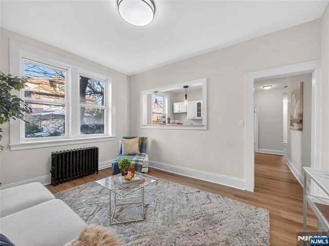 18 74th Street B5, North Bergen, NJ 07047