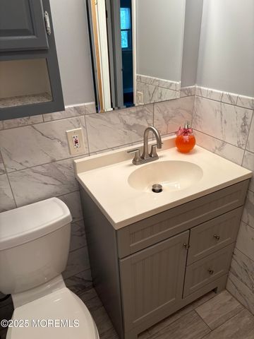 2211 Yorktowne Boulevard, Toms River, NJ 08753