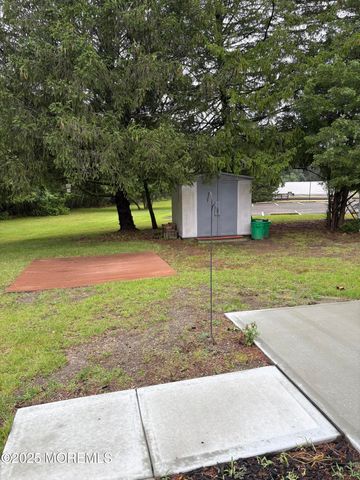 2211 Yorktowne Boulevard, Toms River, NJ 08753