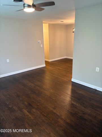 2211 Yorktowne Boulevard, Toms River, NJ 08753