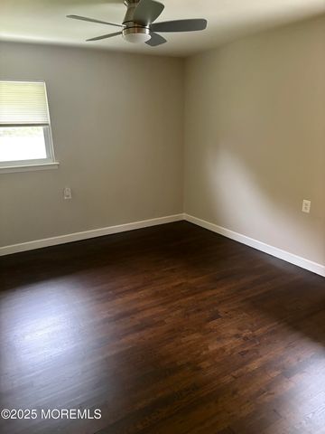 2211 Yorktowne Boulevard, Toms River, NJ 08753