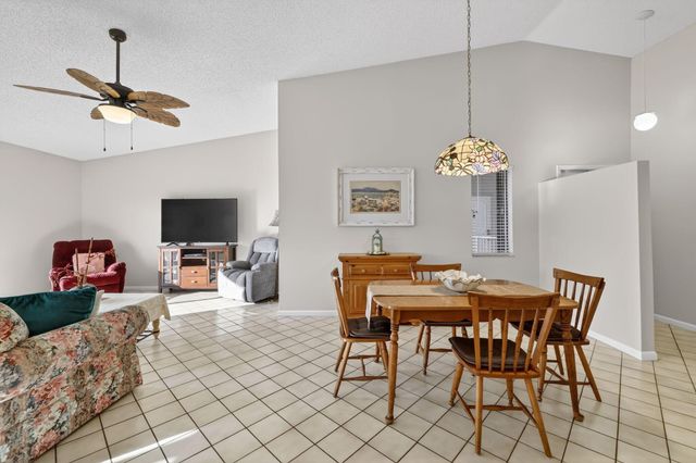 3207 S Lakeview Circle 6-203, Hutchinson Island, FL 34949