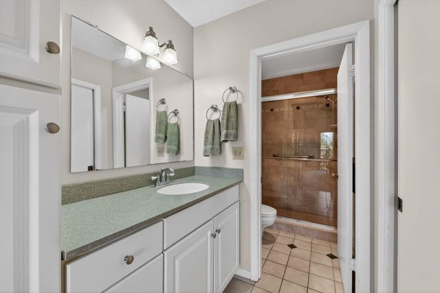 3207 S Lakeview Circle 6-203, Hutchinson Island, FL 34949