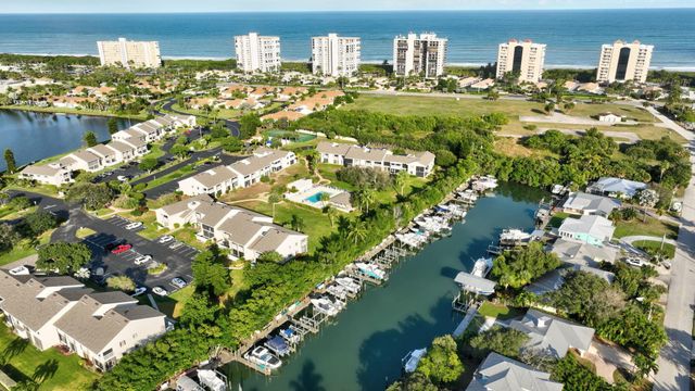 3207 S Lakeview Circle 6-203, Hutchinson Island, FL 34949