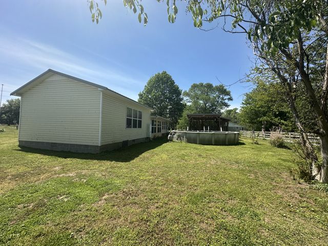 2342 Pulaski Hwy, Lawrenceburg, TN 38464