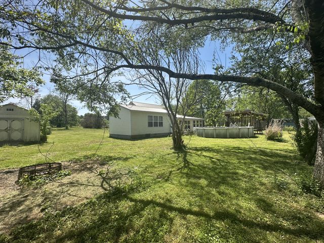 2342 Pulaski Hwy, Lawrenceburg, TN 38464