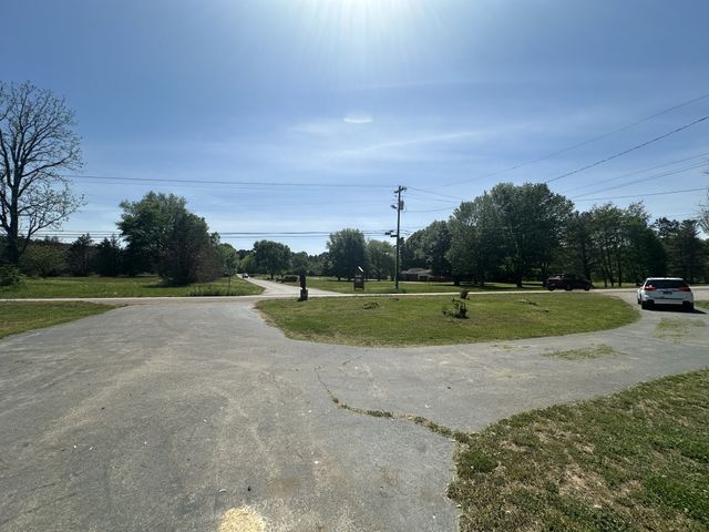 2342 Pulaski Hwy, Lawrenceburg, TN 38464