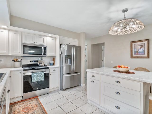 228 Hart Drive, Geneseo, IL 61254