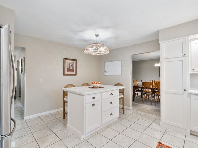 228 Hart Drive, Geneseo, IL 61254