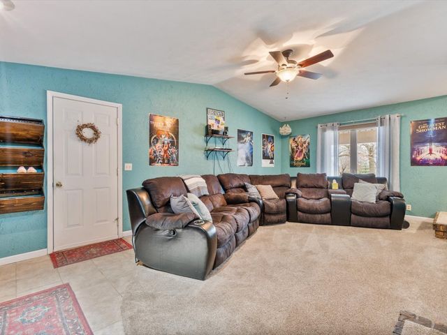 228 Hart Drive, Geneseo, IL 61254