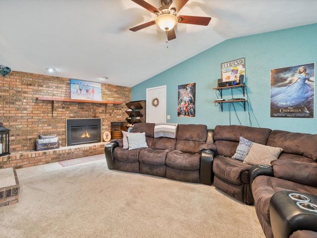 228 Hart Drive, Geneseo, IL 61254