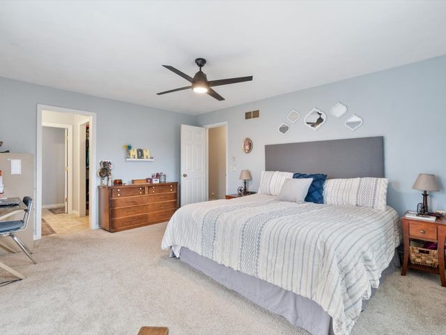 228 Hart Drive, Geneseo, IL 61254