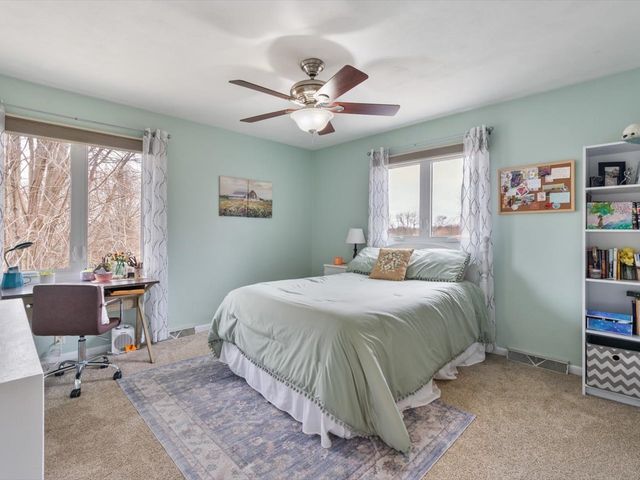 228 Hart Drive, Geneseo, IL 61254