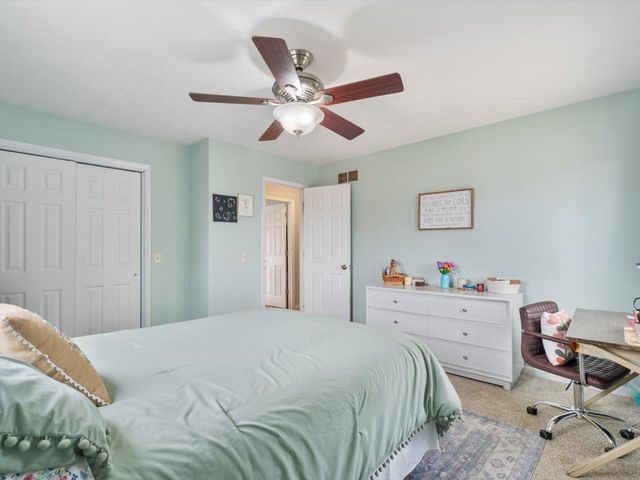 228 Hart Drive, Geneseo, IL 61254