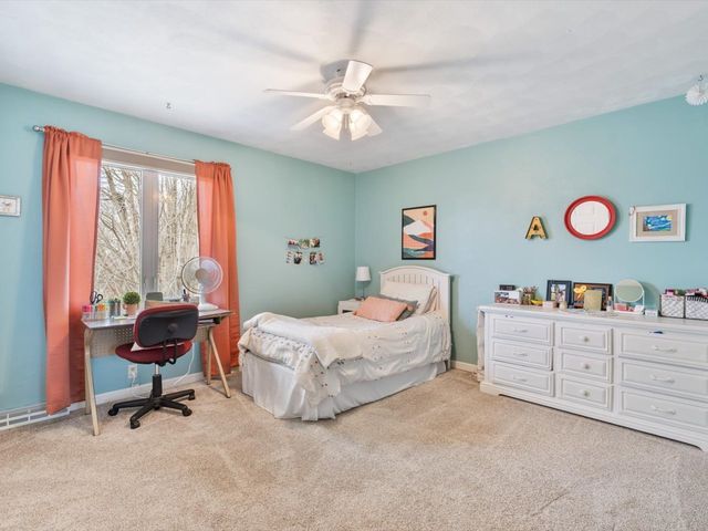 228 Hart Drive, Geneseo, IL 61254