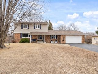 228 Hart Drive, Geneseo, IL 61254