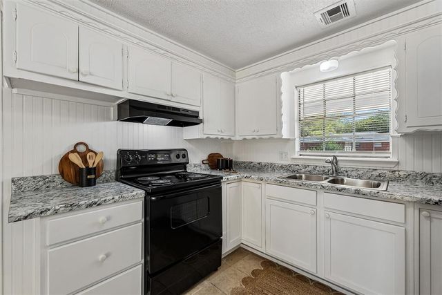 345 NW 87th Street, Oklahoma City, OK 73114