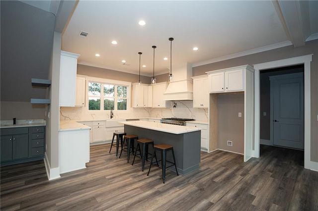 2275 Dr Bramblett Road, Cumming, GA 30028