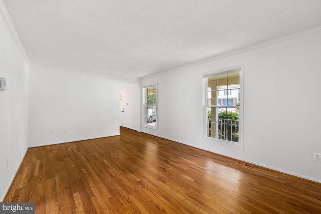 8321 TERRA GRANDE AVE, Springfield, VA 22153