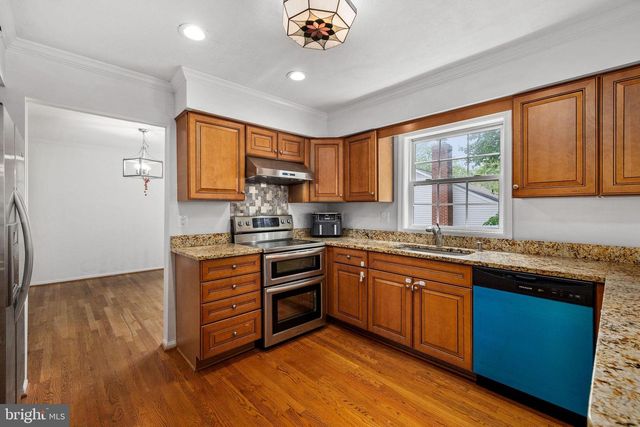 8321 TERRA GRANDE AVE, Springfield, VA 22153
