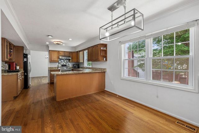 8321 TERRA GRANDE AVE, Springfield, VA 22153
