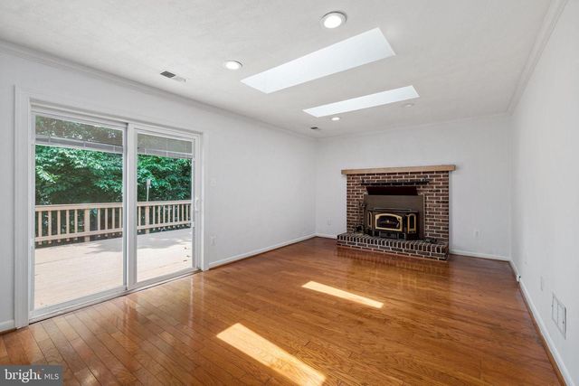 8321 TERRA GRANDE AVE, Springfield, VA 22153