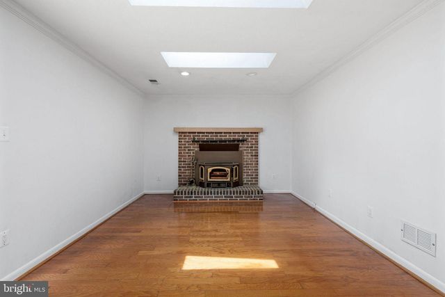 8321 TERRA GRANDE AVE, Springfield, VA 22153