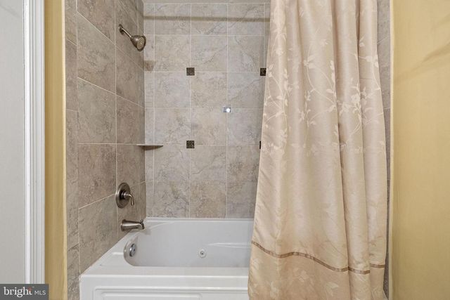 8321 TERRA GRANDE AVE, Springfield, VA 22153