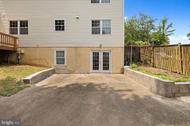 8321 TERRA GRANDE AVE, Springfield, VA 22153